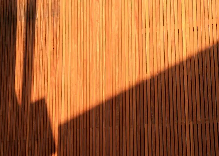 Boardhousing